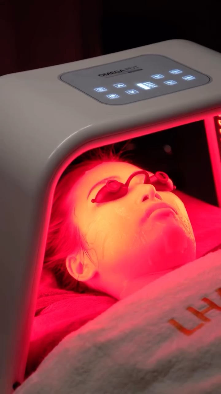 LHALA LED Light Therapy treatment